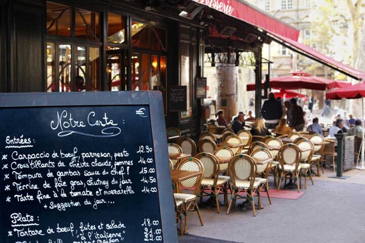 Comment reconnaître un restaurant français authentique ? Guide pour les gourmets